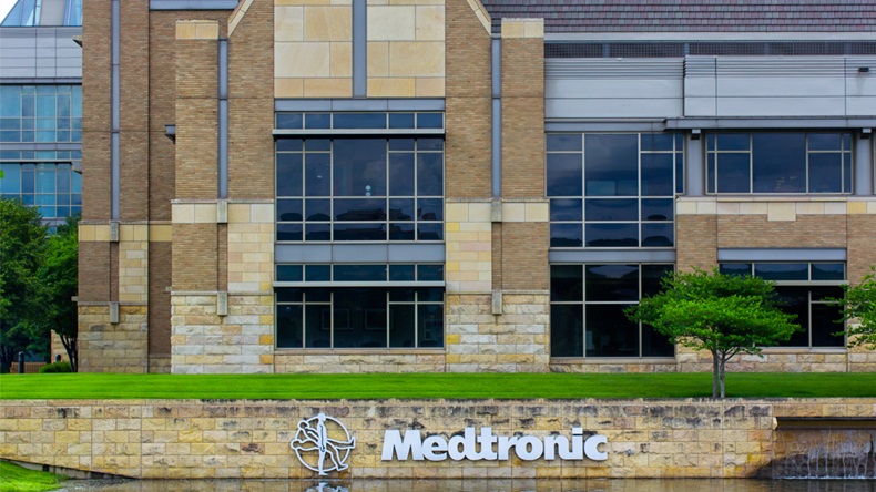 FRIDLEY, MN/USA - JUNE 23, 2014: Medtronic corporate headquarters campus. Medtronicis the world's fourth largest medical device company and is a Fortune 500 company. - Image 