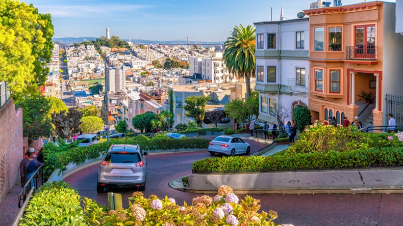 Lombard Street in San Francisco United State - Image 